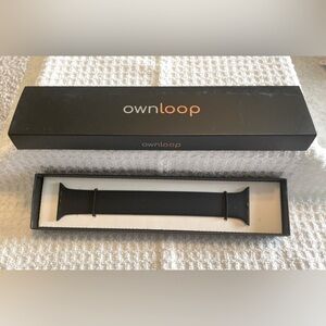 ownloop Infinity Loop black iWatch band